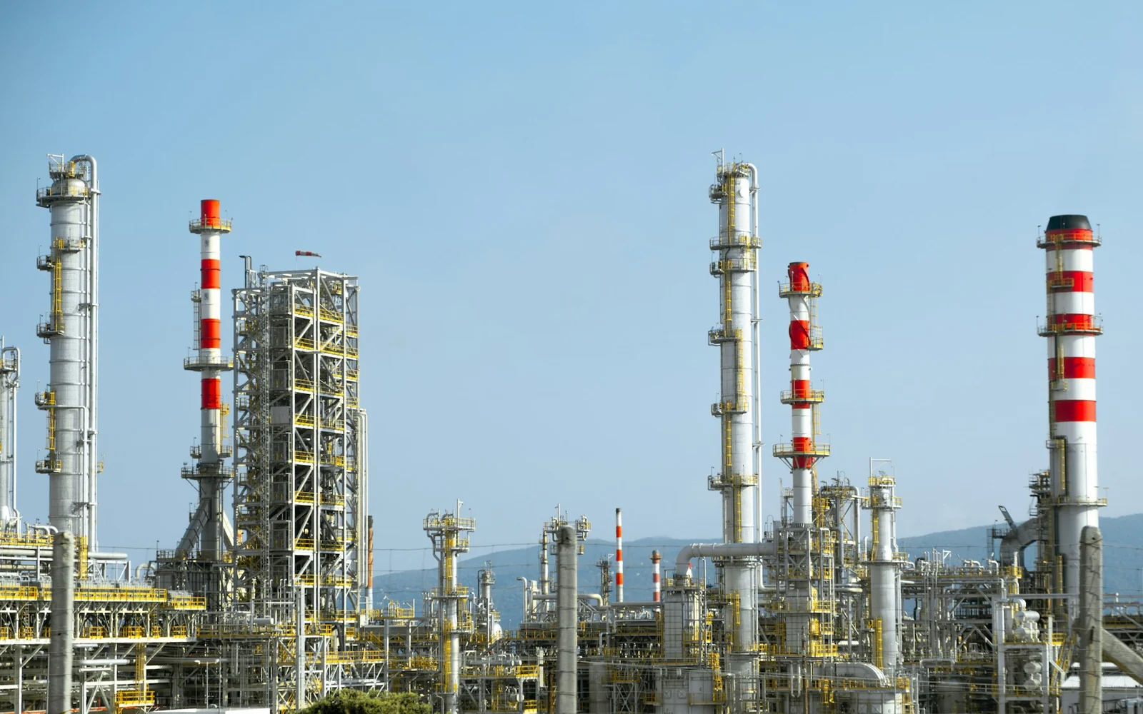 Chemical processing and refinery facility